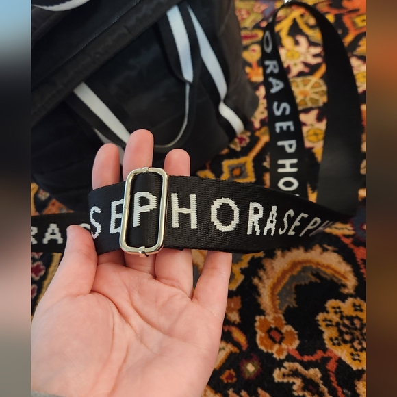 Sephora Quilted Puff Bucket Bag - Picture 5 of 7